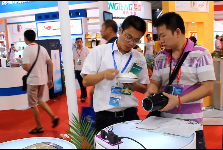 Buyair栢業(yè)2015順德家電交易秋交會(huì) 栢業(yè)空氣 CHA本草空氣凈化器